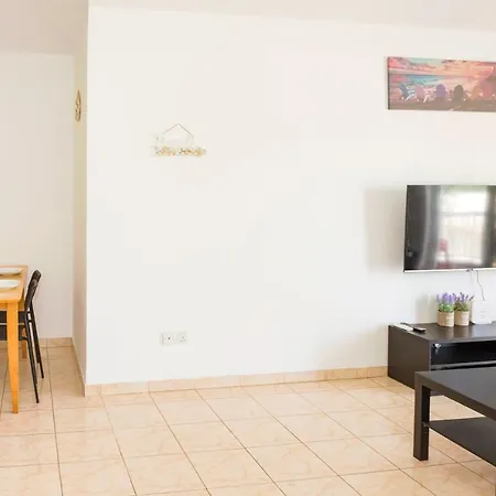 Mynapa Apartament *